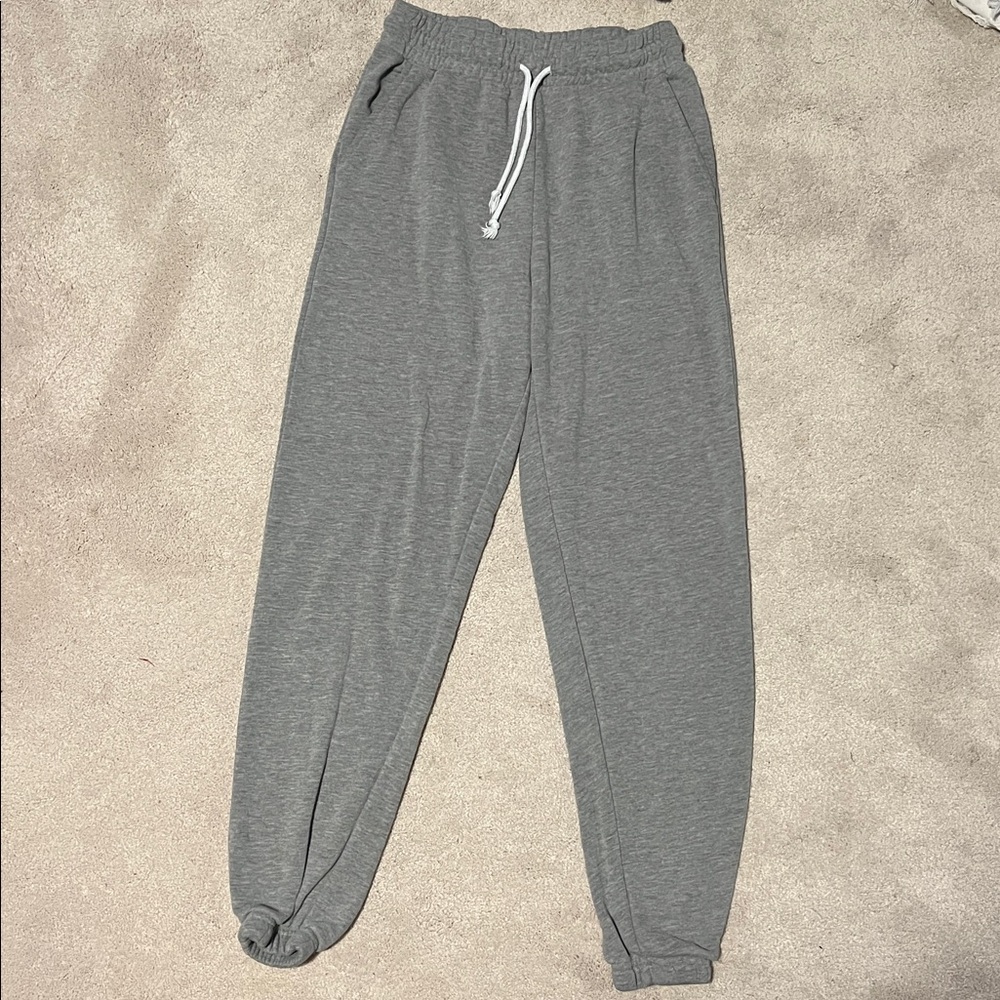 size small forever 21 grey joggers